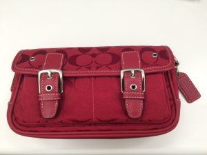 コーチのショルダーバックをお買取りしました。八幡市の大吉フレンドマート八幡一ノ坪店