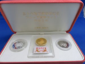 記念メダルの買取は、池田市の大吉池田店