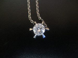大吉 武蔵小金井店 ダイヤ ネックレスの画像です。