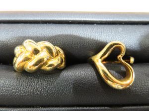 刻印なしの金のリングおかいとりしました。