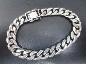 伊勢崎市のお客様よりプラチナを買取ました！