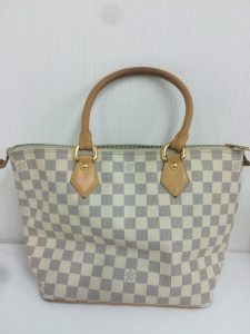 川越市でアズ-ルの買取は大吉川越店へ。