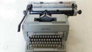 タイプライターの買取は、日置市大吉グラード伊集院店で!