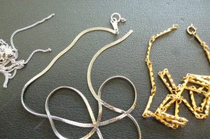 切れたネックレス(貴金属)も高価買取!買取専門店大吉ゆめタウン中津店です。