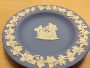 ウェッジウッドプレート買取致しました。大吉中野店。