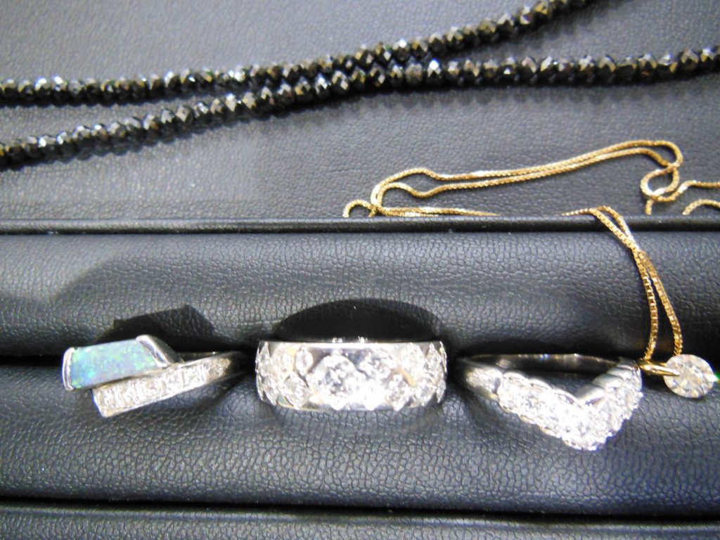 ダイヤモンドの高価買取は大吉豊田店へ♪