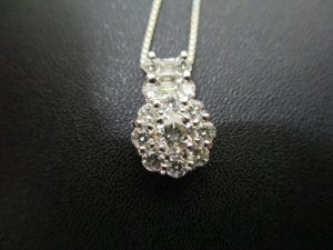 ダイヤモンドを売るなら買取専門店大吉アスモ大和郡山店が高価買取強化中！