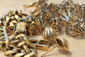 貴金属　金　プラチナ　アクセサリー　買取　買い取り　大和