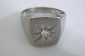 Pt900リング メレD0.13ct 18g (1)