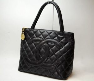 シャネルの買取は大吉霧島国分店へ