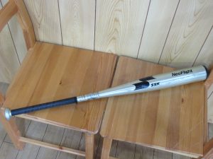 野球,金属バット,バット,グローブ,グラブ,スパイク,軟式,硬式,スポーツ用品