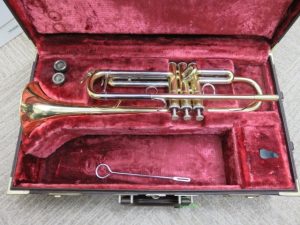 トランペット買取りましたー！！鹿児島大吉グラード伊集院店です！