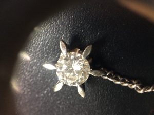 ダイヤの買取　大吉西院店