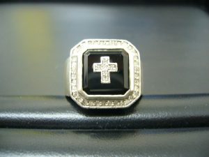 Justin Davis(ジャスティンデイビス)のお買取りなら天神橋筋商店街の大吉へ