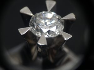 ダイヤモンド　東大阪市