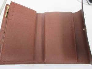 ヴィトンパスケース付き財布お買取りしました!大吉久留米店です