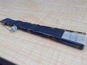 扇子などの雑貨も買取ます！大吉フレンドマート八幡一ノ坪へお持ちください。