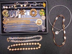 金もメッキもまとめてお持ちください！１品１品しっかり無料で査定！大吉キッピーモール三田店！