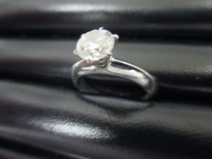 1ctダイヤリングお買取りしました!大吉久留米店です