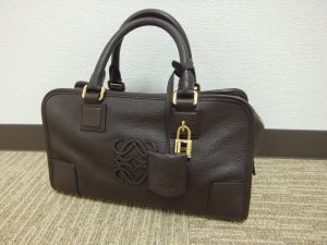 ロエベ アマソナ 厚木