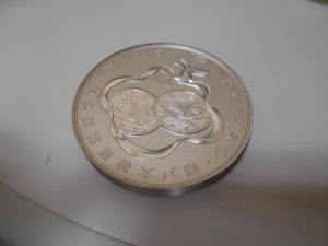 純銀を査定するなら松戸駅からすぐの大吉へ