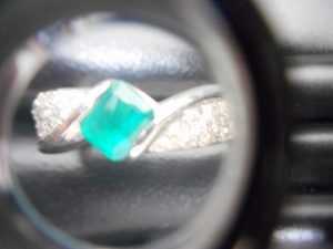 エメラルド 貴金属 お買取りしました 大吉サンシパーク桑名店です