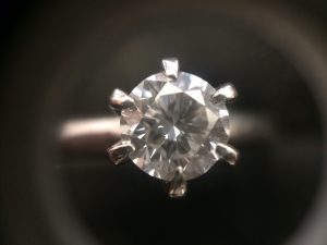 ダイヤ買取致します!大阪府門真市の大吉イズミヤ門真店です!