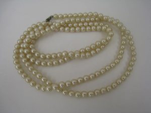 真珠アクセサリーを茅ヶ崎にお住まいのお客様からお売りいただきました。
