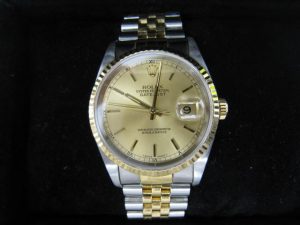 ロレックスを茅ヶ崎にお住まいのお客様からお売りいただきました。