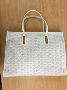 西区の方もGOYARD(ゴヤール)の買取なら、札幌中央区の円山公園店にお越し下さい。