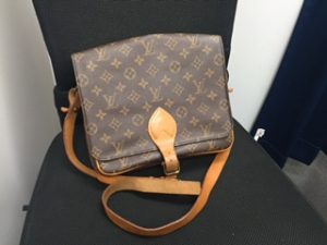 成城学園でモノグラムを売りたい、大吉成城学園前店で高額買取