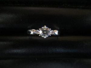 大吉 武蔵小金井店 ダイヤ プラチナリングの画像です。