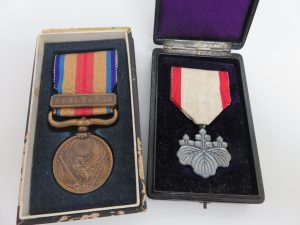 勲章の買取は、池田市の大吉池田店