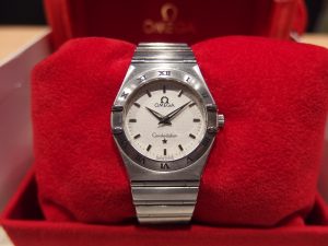 関内でオメガを売るなら買取専門店 大吉 カトレヤプラザ伊勢佐木店。