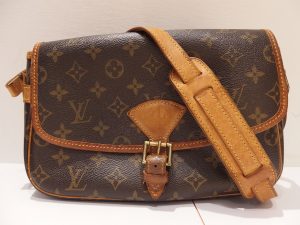 ブランドバッグの買取なら横浜市中区の買取専門店 大吉 カトレヤプラザ伊勢佐木店。