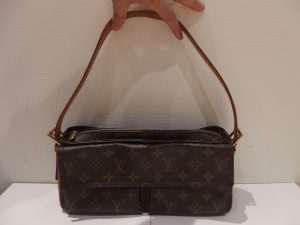 ブランドバッグの買取なら横浜市中区の買取専門店 大吉 カトレヤプラザ伊勢佐木店。