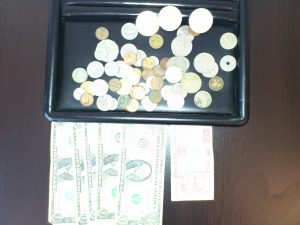 米ドルや元等、外国銭も買取します。町田店