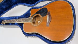 伊勢崎市のお客様よりYAMAHA ギターを買取ました!