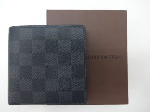 生駒駅からすぐの買取専門店大吉グリーンヒルいこま店です。ルイヴィトン高価買取致します!!