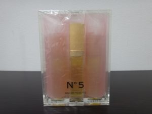 三木市のお客様から香水を買取りました!大吉キッピーモール三田店です。