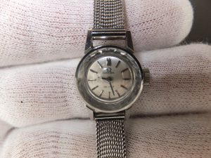 ブランド時計オメガ手巻き