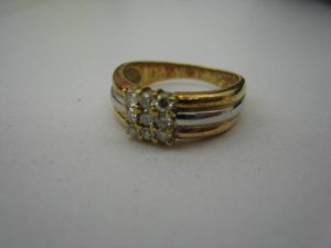 ダイヤモンドの指輪を茅ヶ崎にお住まいのお客様からお売りいただきました。