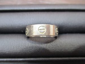 大吉サニーサイドモール小倉店で買取りましたCartier (カルティエ)のリングの画像です