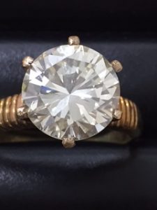 ダイヤの買取なら大吉長崎屋小樽店へお任せあれ☆