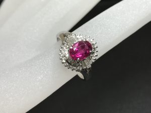 ブランド貴金属ダイヤルビーリング