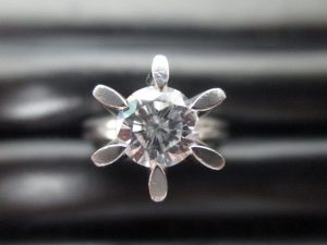 神戸市のお客様より1カラットのダイヤモンドを買取させていただきました!