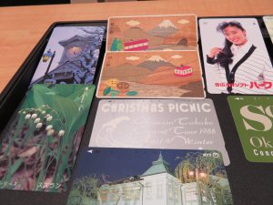 かつての旅のお土産でNO1のテレカの お買取中でにぎやかな買取専門店大吉東急プラザ新長田店