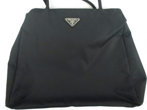 プラダの買取が得意です!大吉キッピーモール三田店!