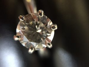 ダイヤモンド１．１３ｃｔのエンゲージリングを大吉　横須賀中央店で高価買取させて頂きました！！