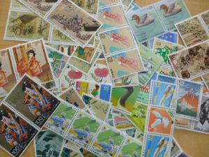 収集したバラの切手お買取り致しまいた。買取専門店大吉ゆめタウン中津店。